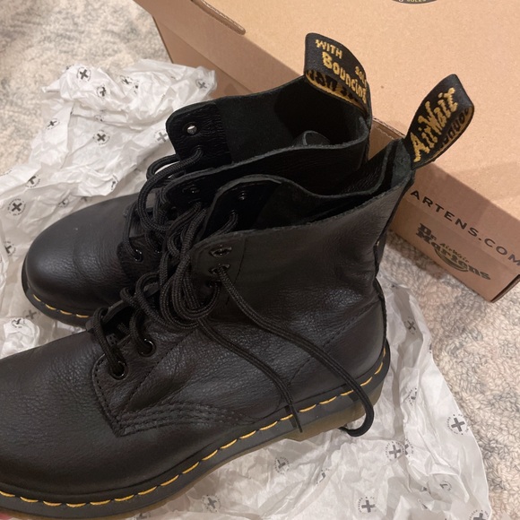 Dr. Martens Shoes - Dr Martens Boots 1460 Pascal Black